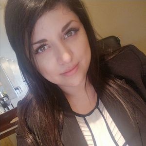 Meet your Posher, Jackie